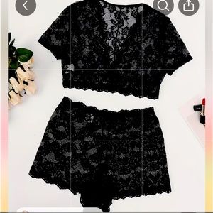 2 piece bra and boy short panty 😍